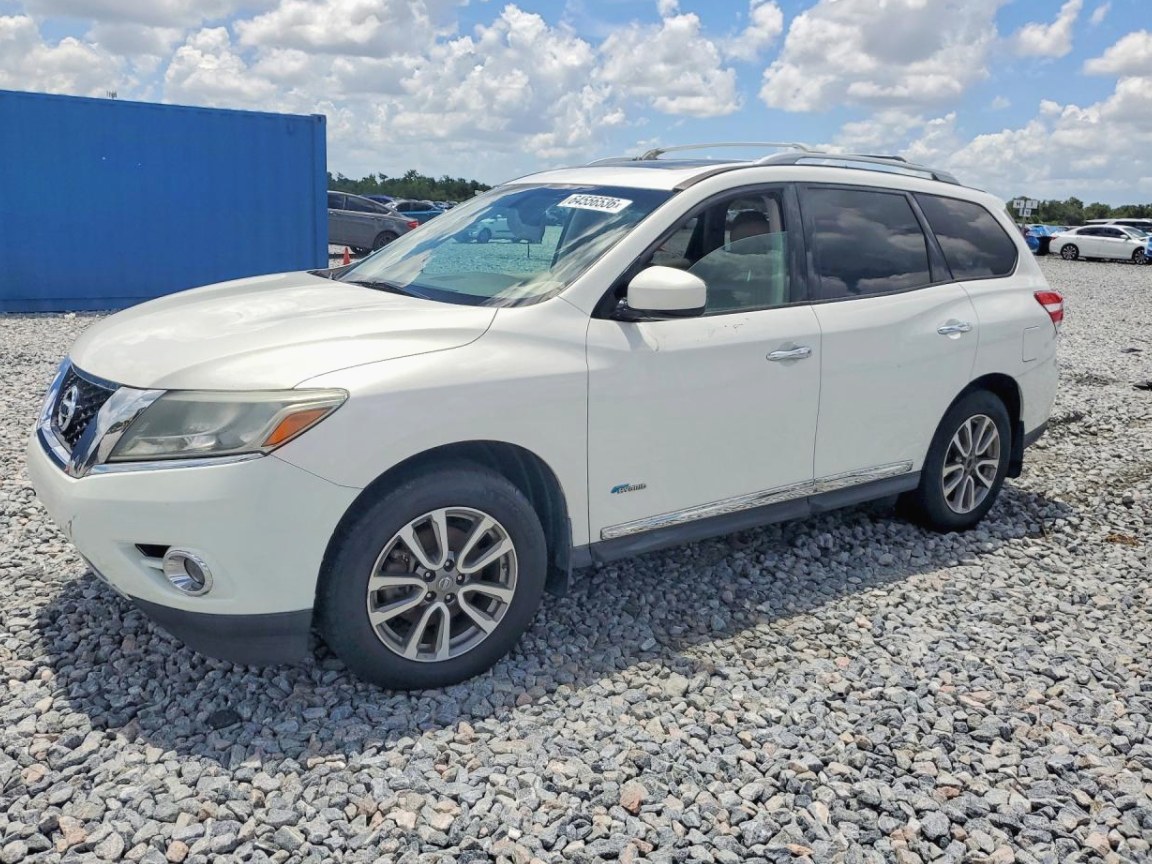 2014 Nissan Pathfinder Hybrid