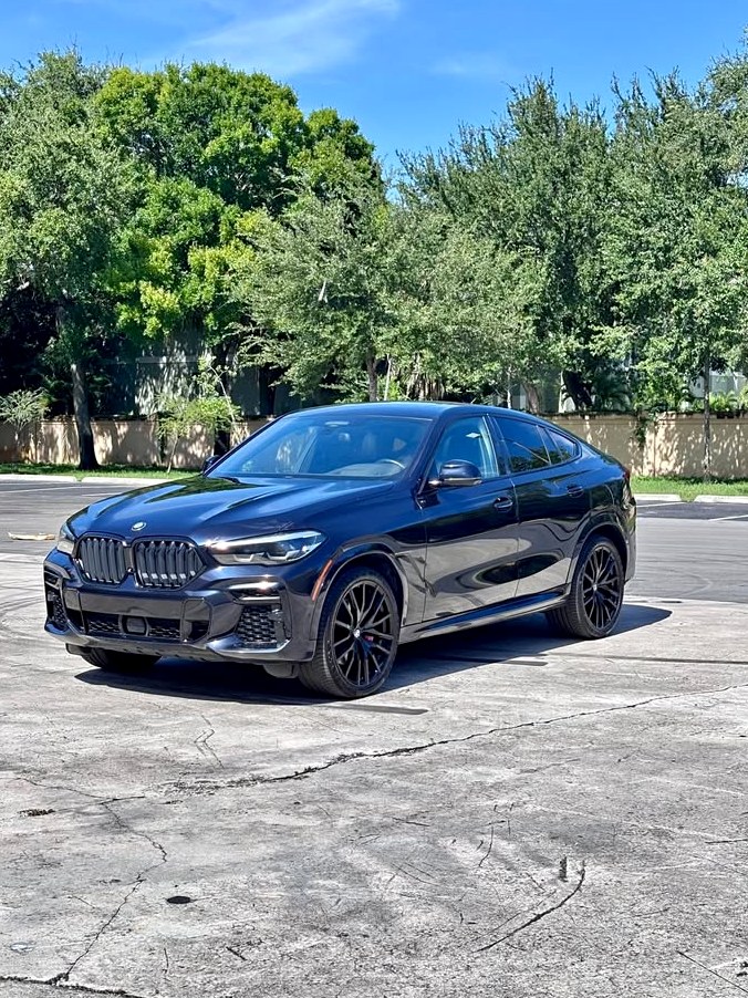 2022 BMW X6 pack m