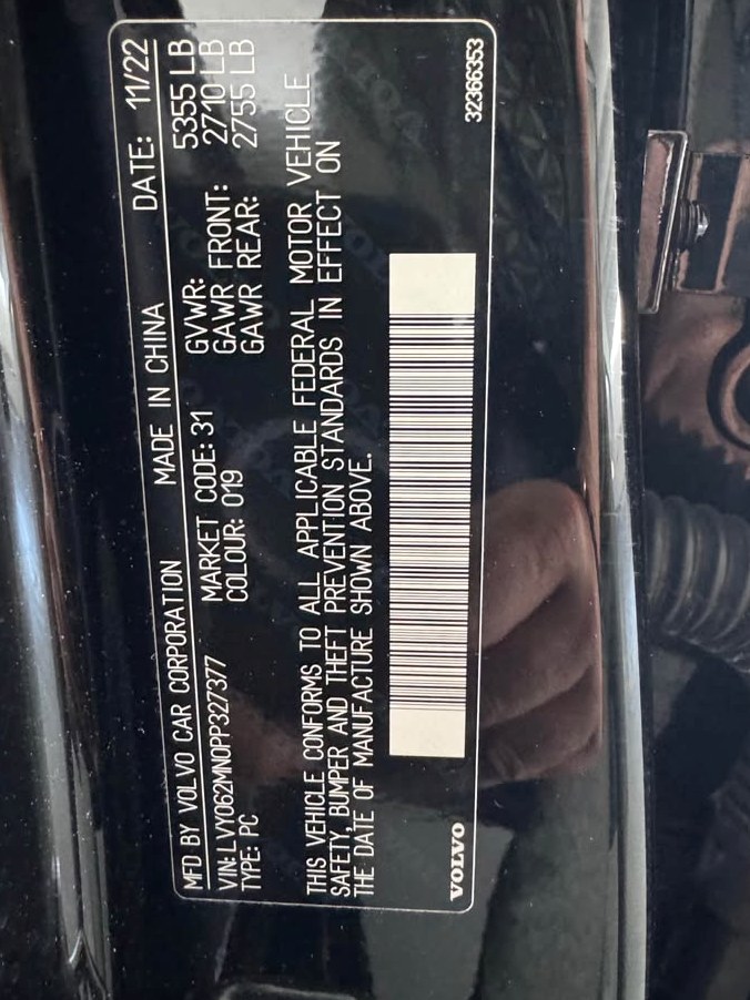2023 Volvo S90 B6 Momentum