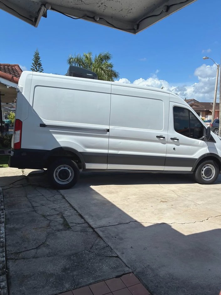2016 Ford Transit 250 cargo