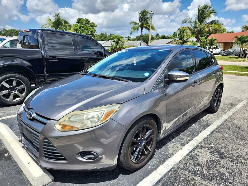 2014 Ford Focus SE Hatchback