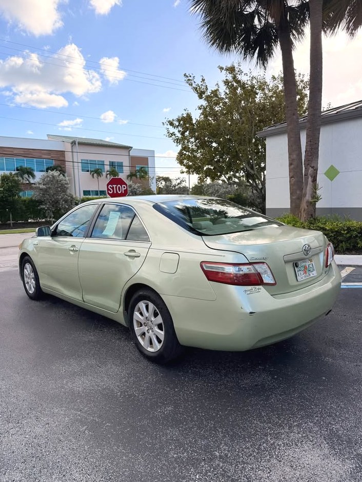 2009 Toyota Camry hybrid LE
