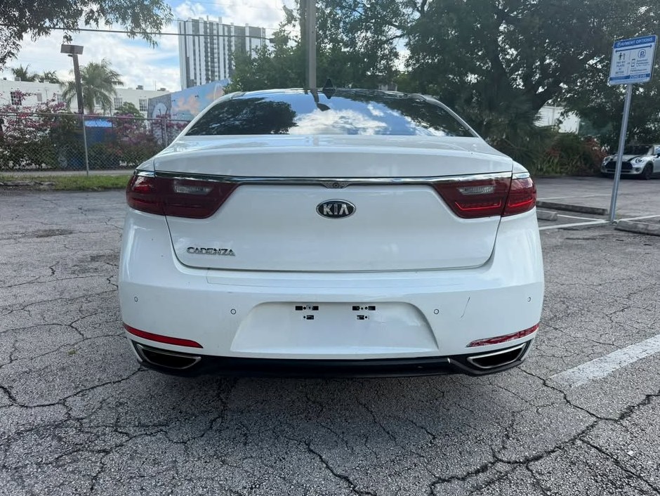 2018 Kia Cadenza