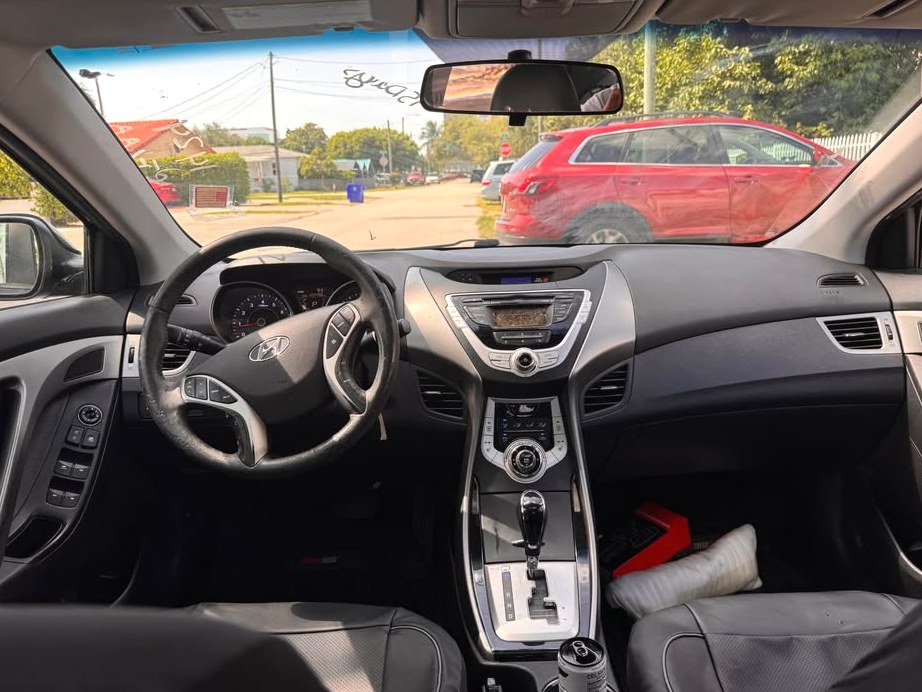 2013 Hyundai Elantra Limited Sedan
