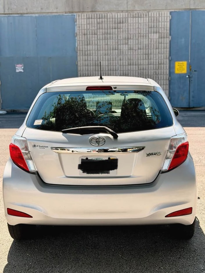 2012 Toyota Yaris hatchback