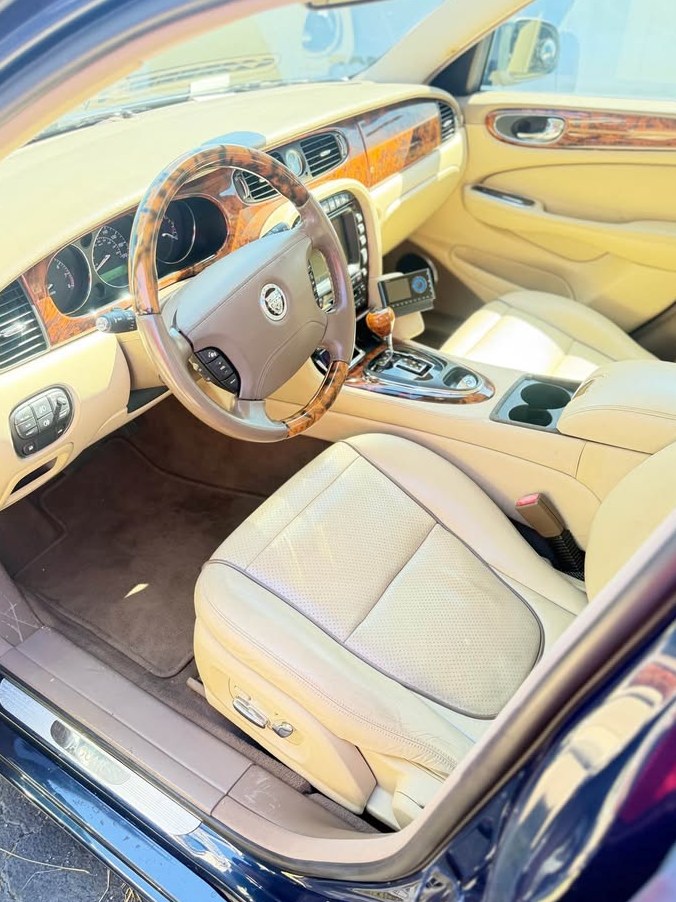 2008 Jaguar XJ Super V8