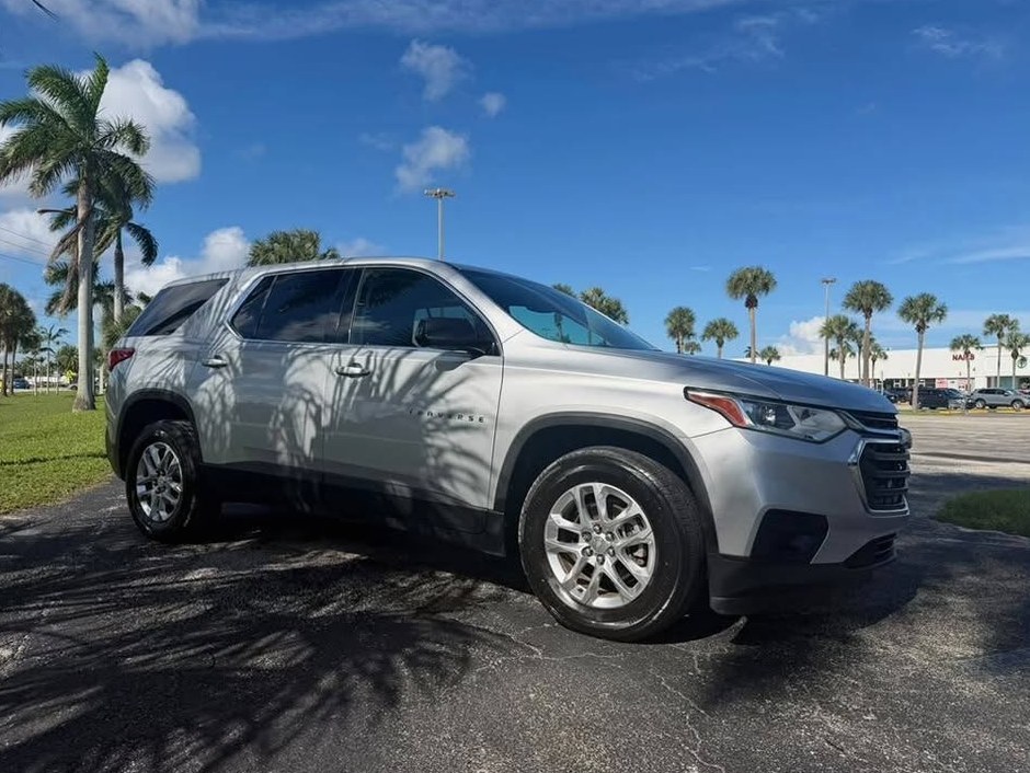 2019 Chevrolet Traverse LS Sport