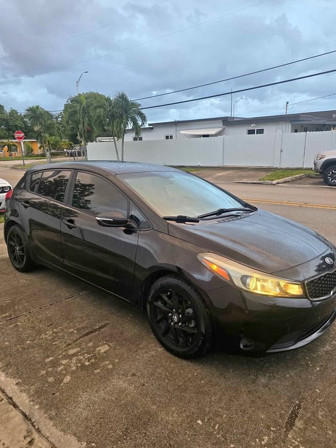 2017 Kia Forte5 5