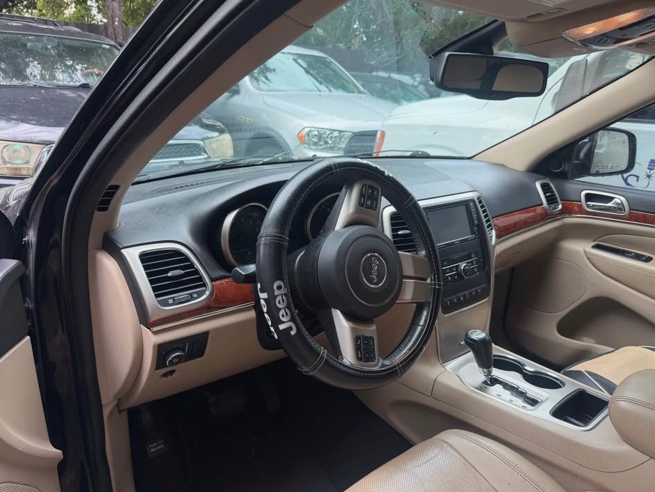 2011 Jeep Cherokee 75th Anniversary