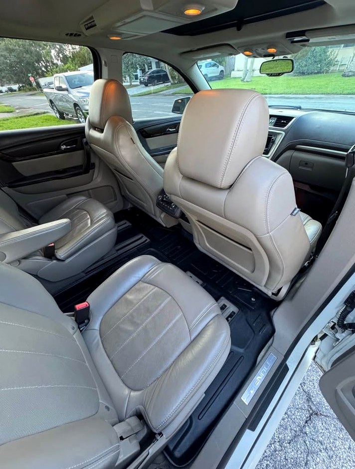 2013 GMC Acadia Denali