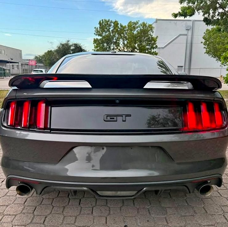 2017 Ford Mustang gt 5.0