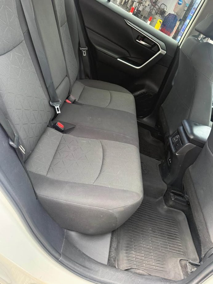 2021 Toyota Rav4 XLE Sport