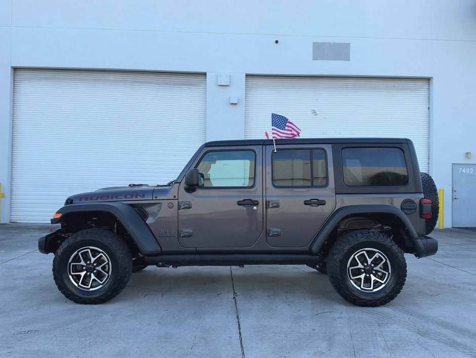 2025 Jeep Wrangler Rubicon Sport