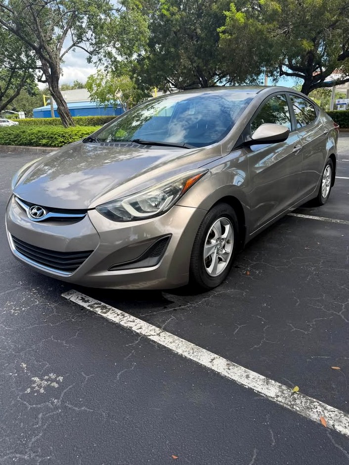 2014 Hyundai Elantra Sedan 4D