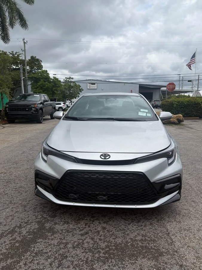 2025 Toyota Corolla LE Sedan