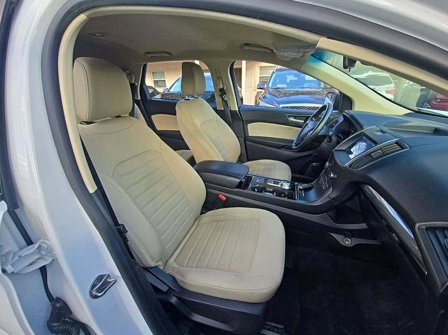 2020 Ford Edge (146)