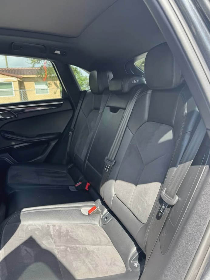 2019 Porsche 2233878893526787 macan Sport