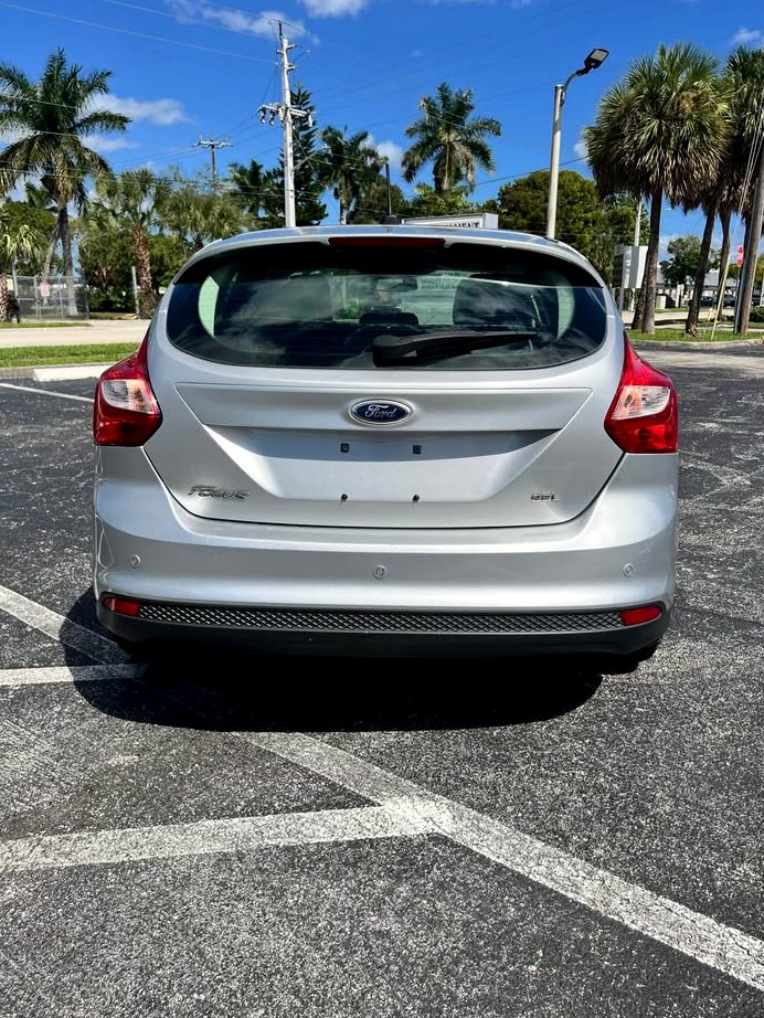 2012 Ford Focus SEL Hatchback