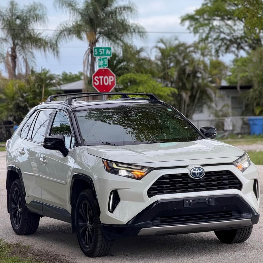 2023 Toyota Rav4 hybrid XSE