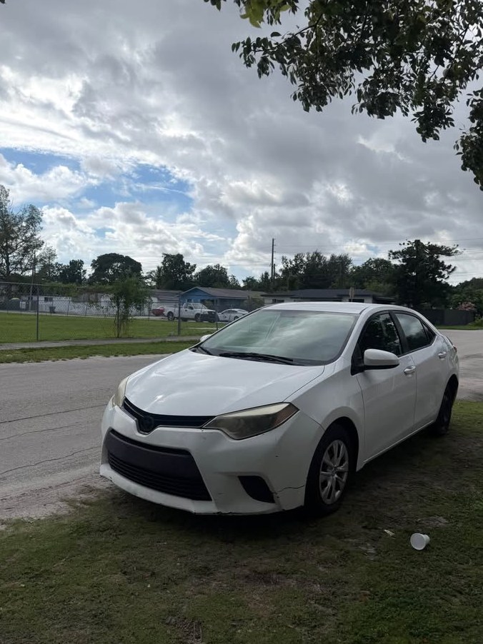 2017 Toyota Corolla Sedan 4D