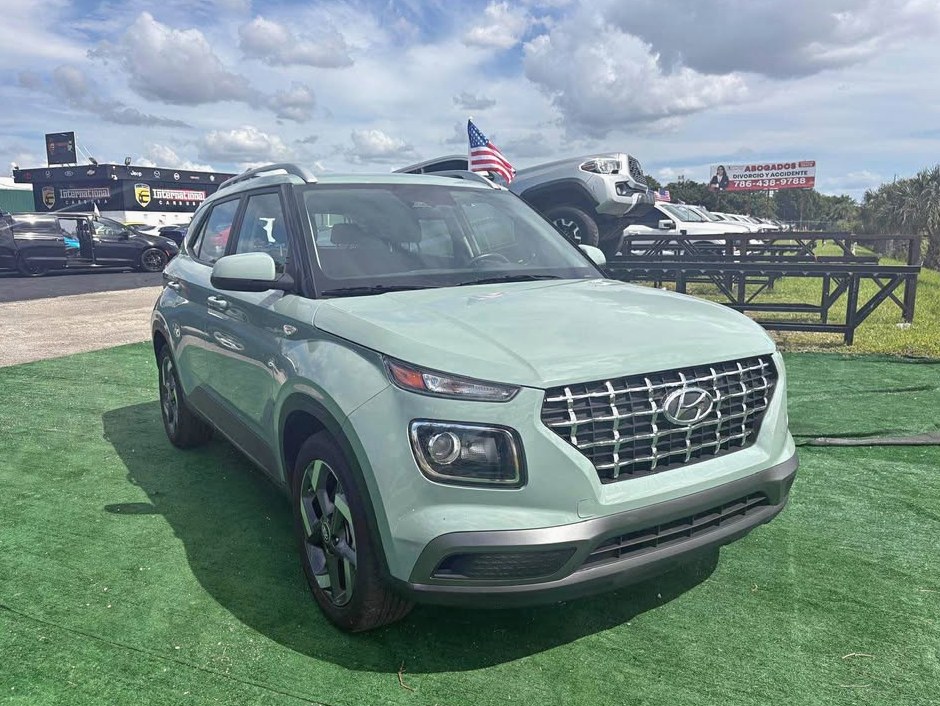 2025 Hyundai Venue SEL Sport