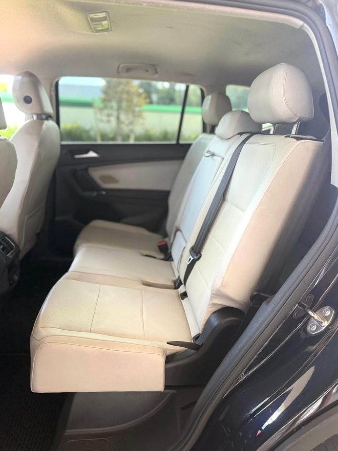 2018 Volkswagen 523665818157652 tiguan