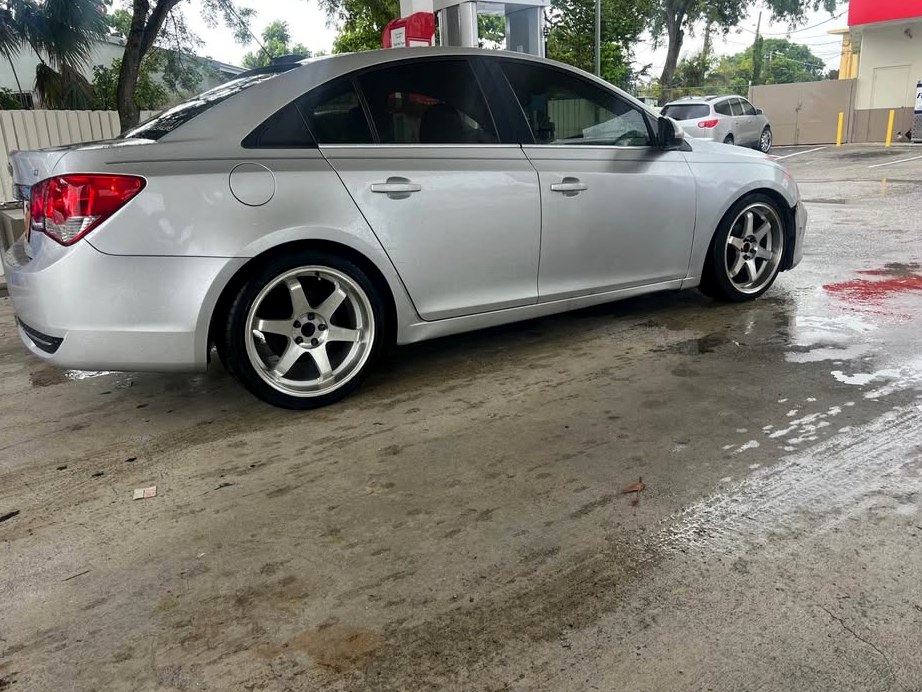 2013 Chevrolet Cruze LTZ Sedan