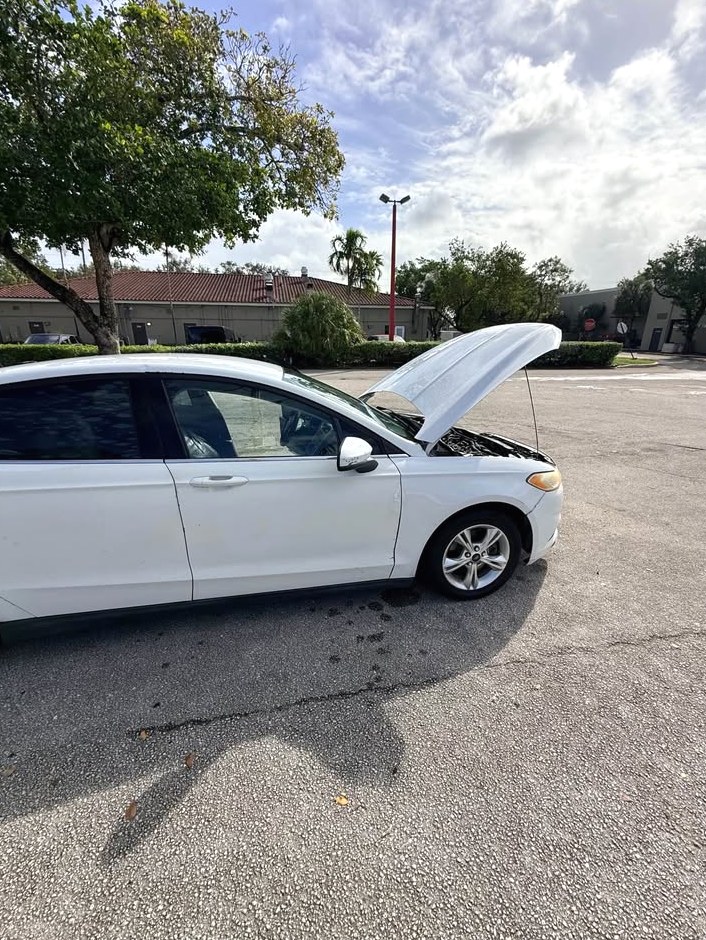 2015 Ford Fusion SE Sedan