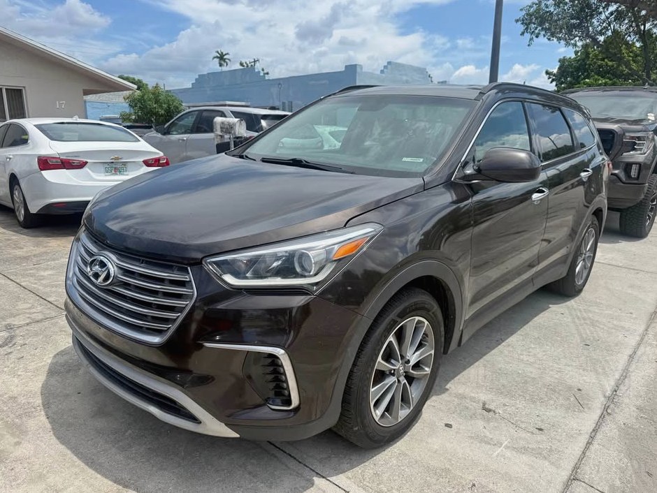 2017 Hyundai Santa fe LX