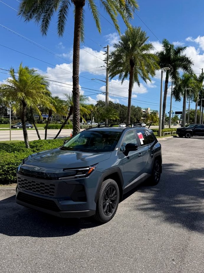 2026 Toyota Rav4 hybrid LE