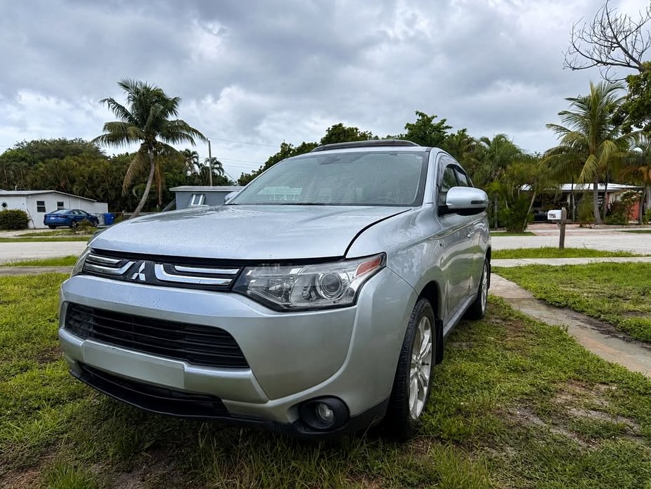 2014 Mitsubishi Gt