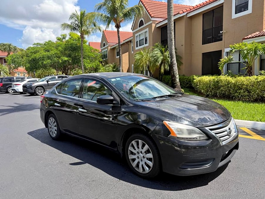 2015 Nissan Sentra SE Sedan