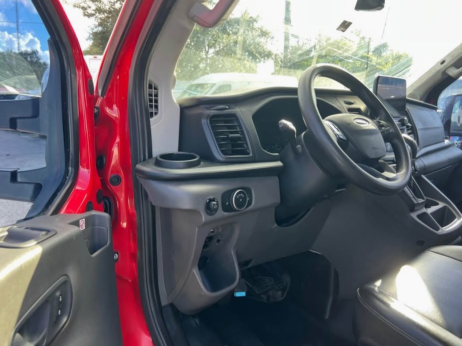 2021 Ford Transit 350 is