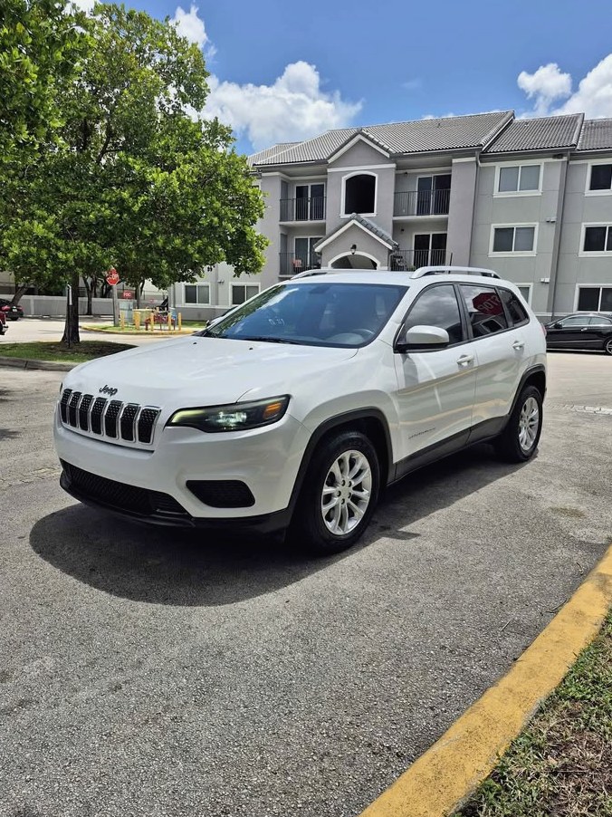 2020 Jeep Cherokee Latitude Sport