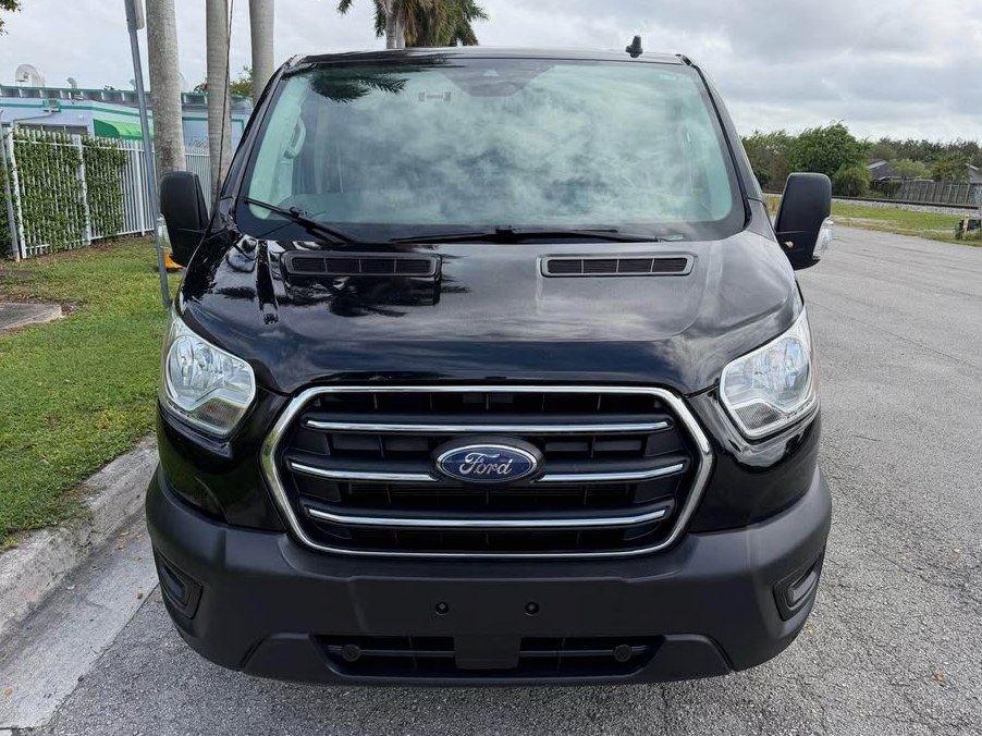 2020 Ford Transit 150 cargo
