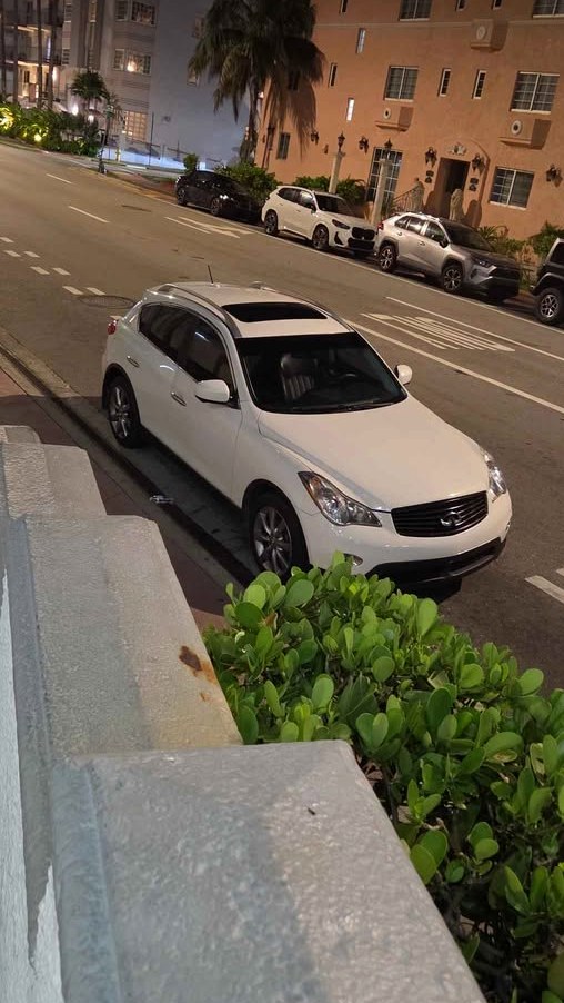 2013 Infiniti Ex37