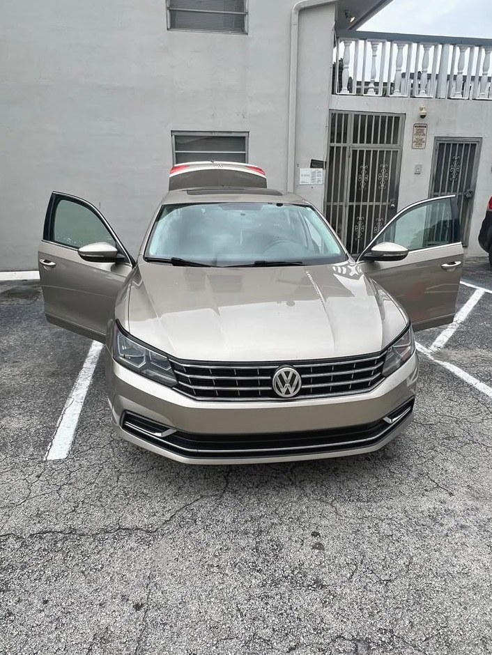 2016 Volkswagen Passat