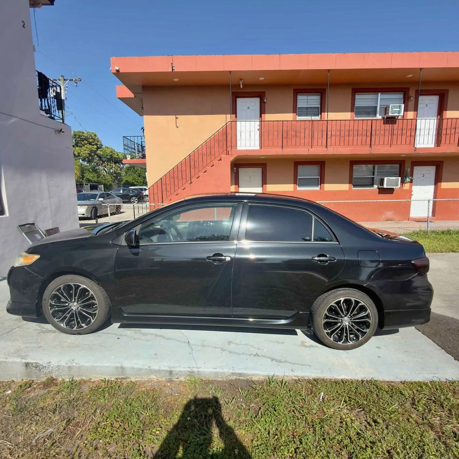 2013 Toyota Corolla S Sedan