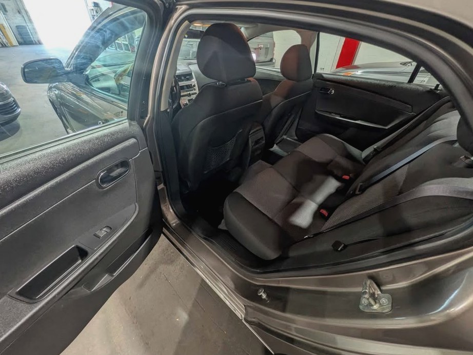 2012 Chevrolet Malibu L Sedan