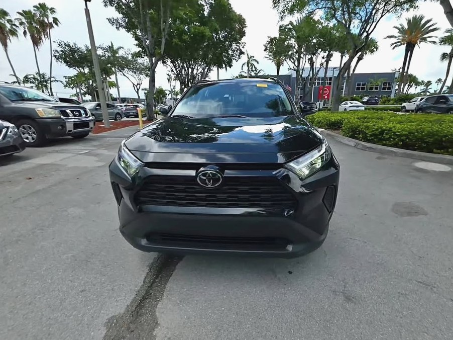2025 Toyota Rav4 (432)