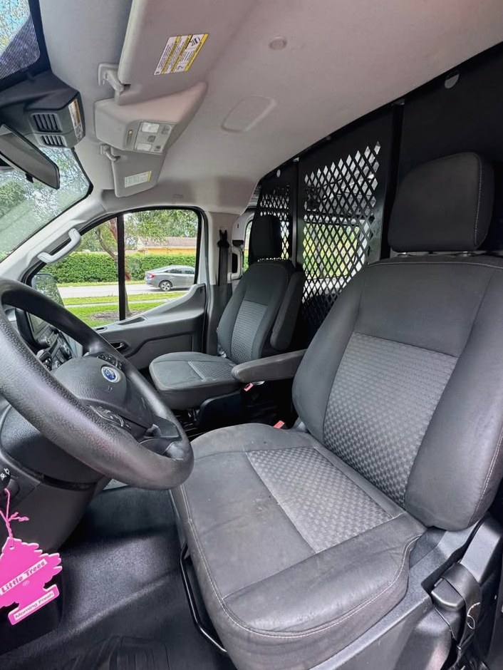2020 Ford Transit 250 cargo