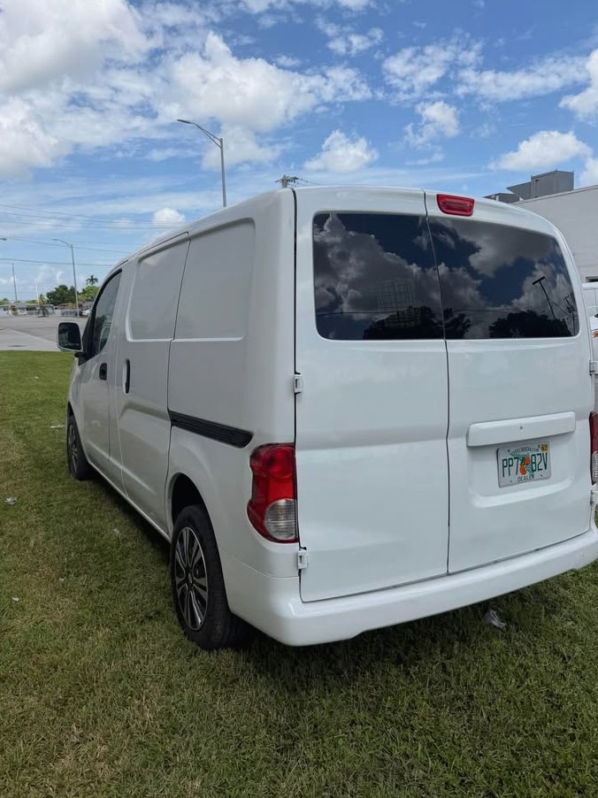 2017 Nissan NV200