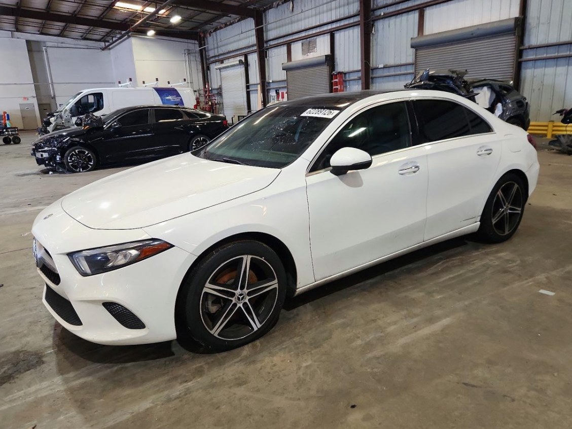 2019 Mercedes-Benz A