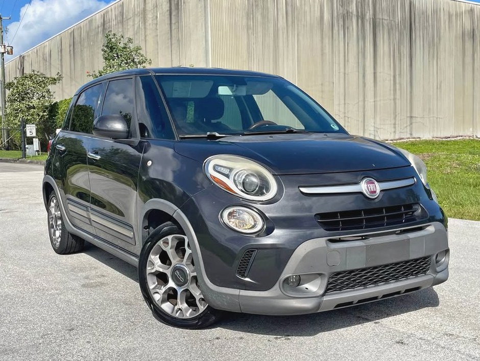 2014 Fiat 500l Trekking Hatchback