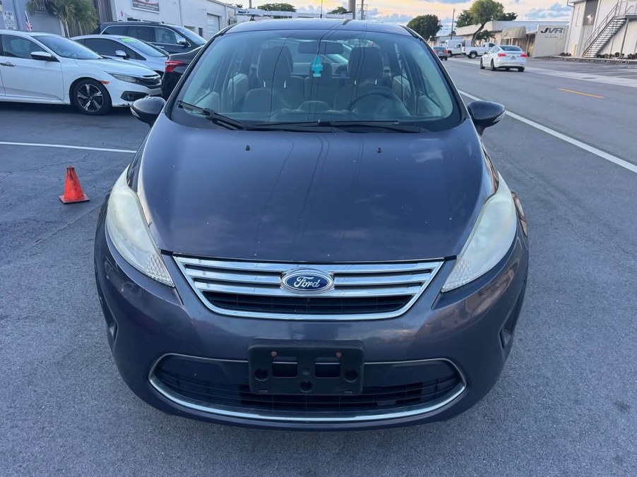 2013 Ford Fiesta SE