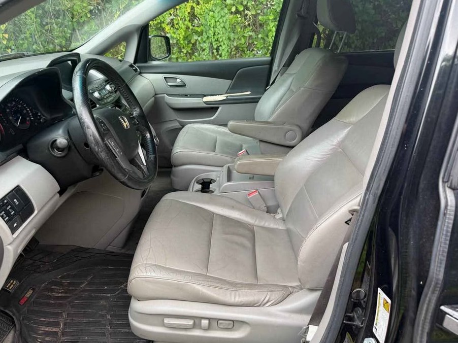 2011 Honda Odyssey EX-L Minivan