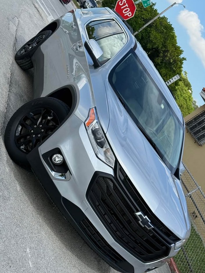 2021 Chevrolet Traverse LT Sport