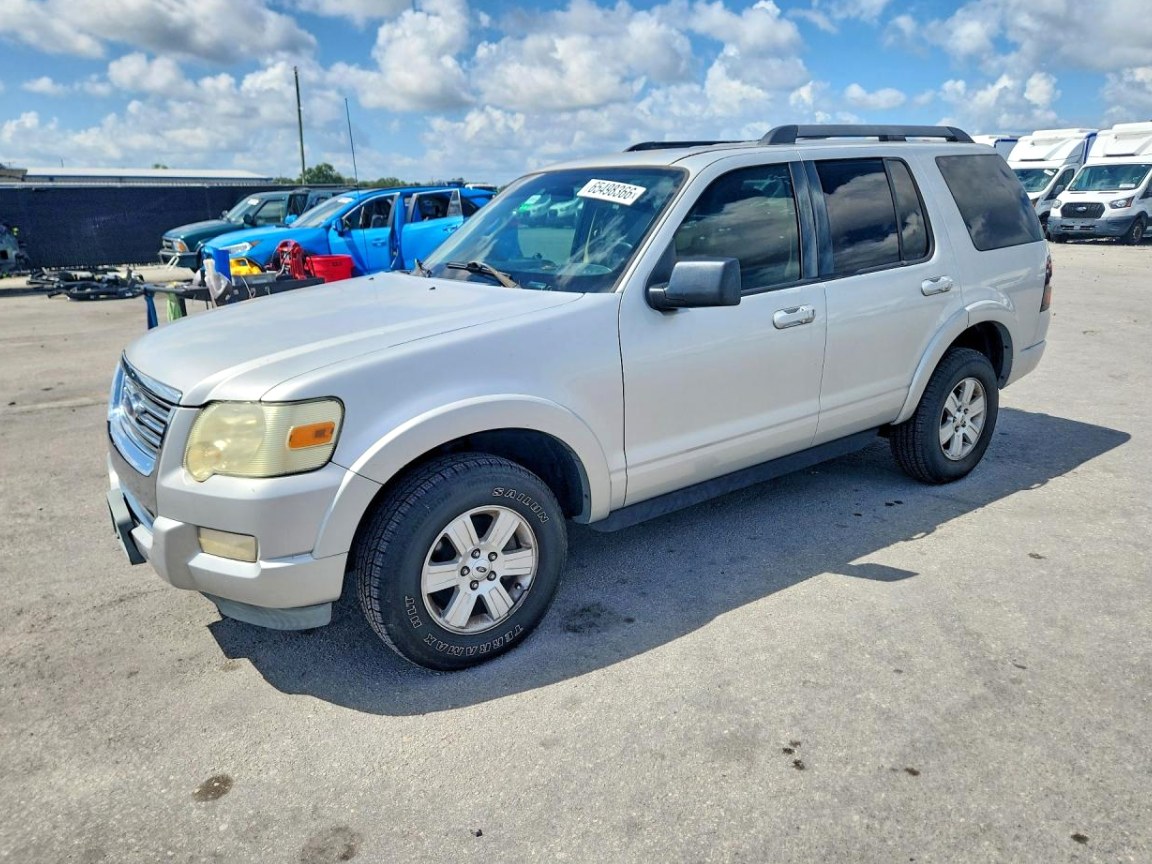 2010 Ford Explorer