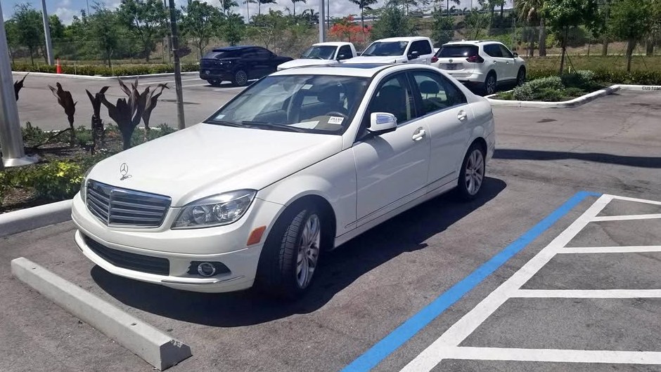 2008 Mercedes-Benz C