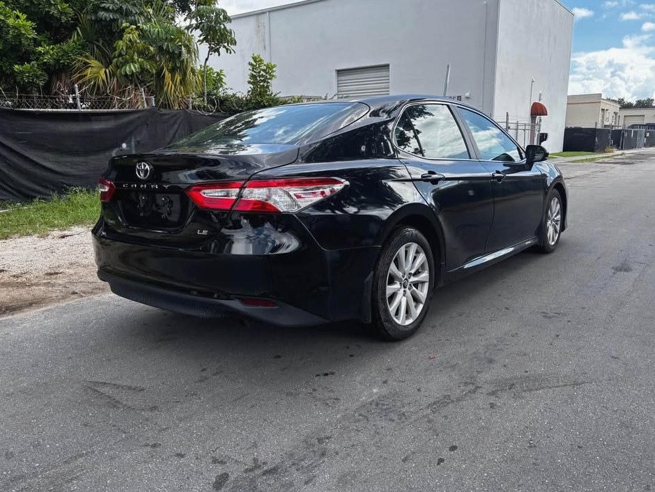 2018 Toyota Camry LE Sedan
